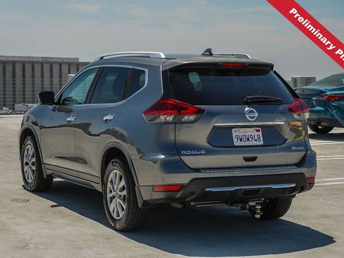 Used 2018 Nissan Rogue SV w/ Premium Package AWD/4WD image 8