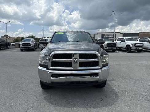 Used 2017 RAM 2500 Tradesman w/ Chrome Appearance Group AWD/4WD image 8