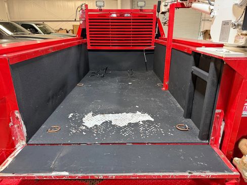 Used 2018 Ford F250 XL w/ Power Equipment Group image 21