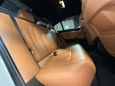 Used 2019 BMW 530i image 28