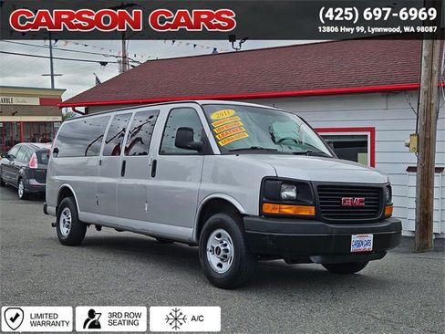 Used 2011 GMC Savana 3500 LS image 1