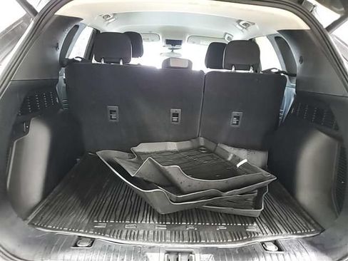 Used 2022 Ford Escape SE w/ Convenience Package FWD image 13