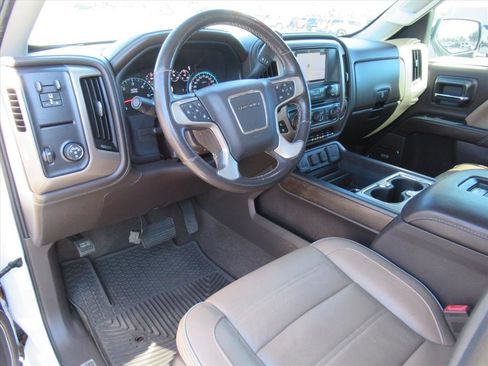Used 2018 GMC Sierra 1500 Denali image 16