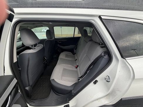 Used 2025 Subaru Outback Premium w/ Popular Package #1A AWD/4WD image 12