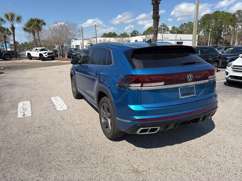 Certified 2024 Volkswagen Atlas Cross Sport SEL R-Line image 5