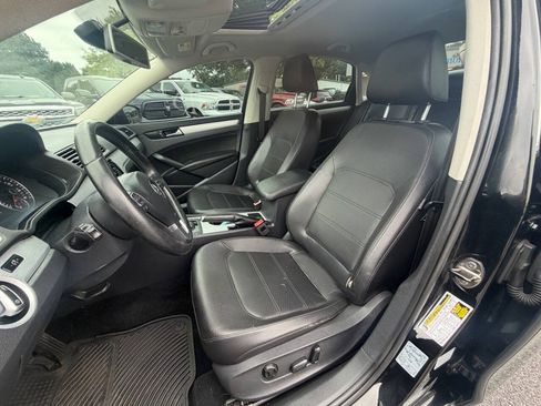 Used 2013 Volkswagen Passat 2.5 SE FWD image 28