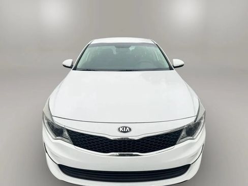 Used 2018 Kia Optima LX FWD image 3