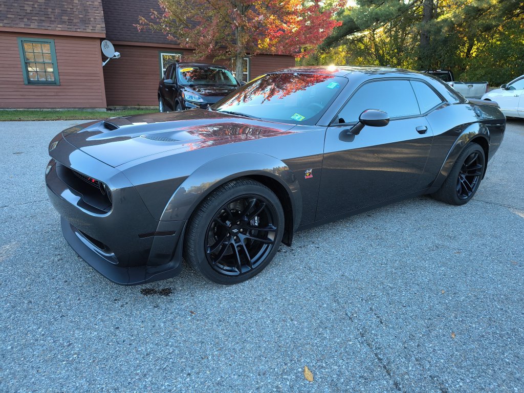 Used 2021 Dodge Challenger R/T Scat Pack RWD image 1