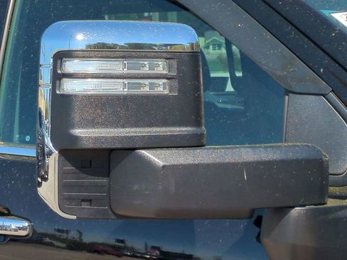 Used 2020 Chevrolet Silverado 3500 LTZ w/ LTZ Premium Package image 13