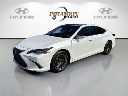 Used 2024 Lexus ES 350 Luxury w/ Technology Package image 1