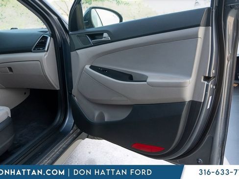 Used 2018 Hyundai Tucson Value w/ Cargo Package AWD/4WD image 25