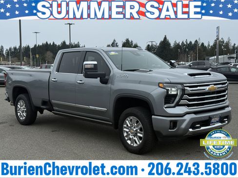 Used 2024 Chevrolet Silverado 3500 High Country w/ High Country Premium Package AWD/4WD image 7