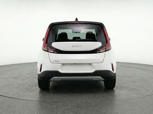 Used 2025 Kia Soul LX w/ LX Technology Package image 7