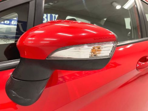 Used 2013 Ford Fiesta SE FWD image 19