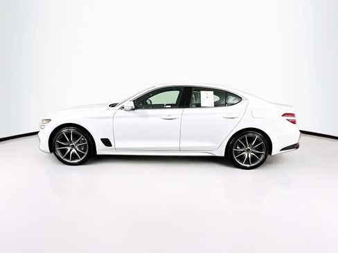 Used 2025 Genesis G70 2.5T image 4