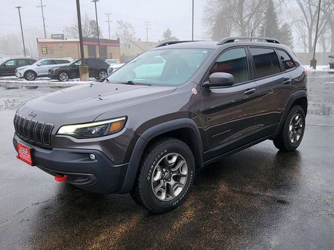 Used 2019 Jeep Cherokee Trailhawk w/ Comfort/Convenience Group image 5