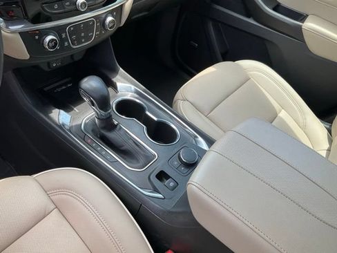 Used 2023 Chevrolet Traverse Premier w/ LPO, Cargo Package FWD image 17