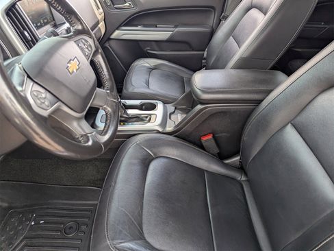 Used 2018 Chevrolet Colorado ZR2 image 17
