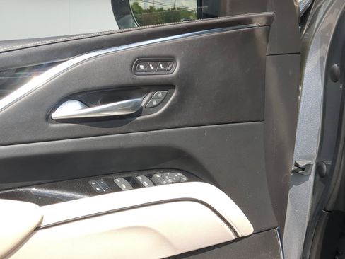 Used 2021 Cadillac Escalade Sport RWD image 11