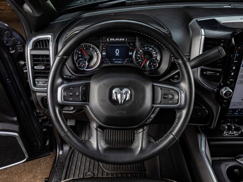 Used 2024 RAM 3500 Laramie w/ Night Edition image 17