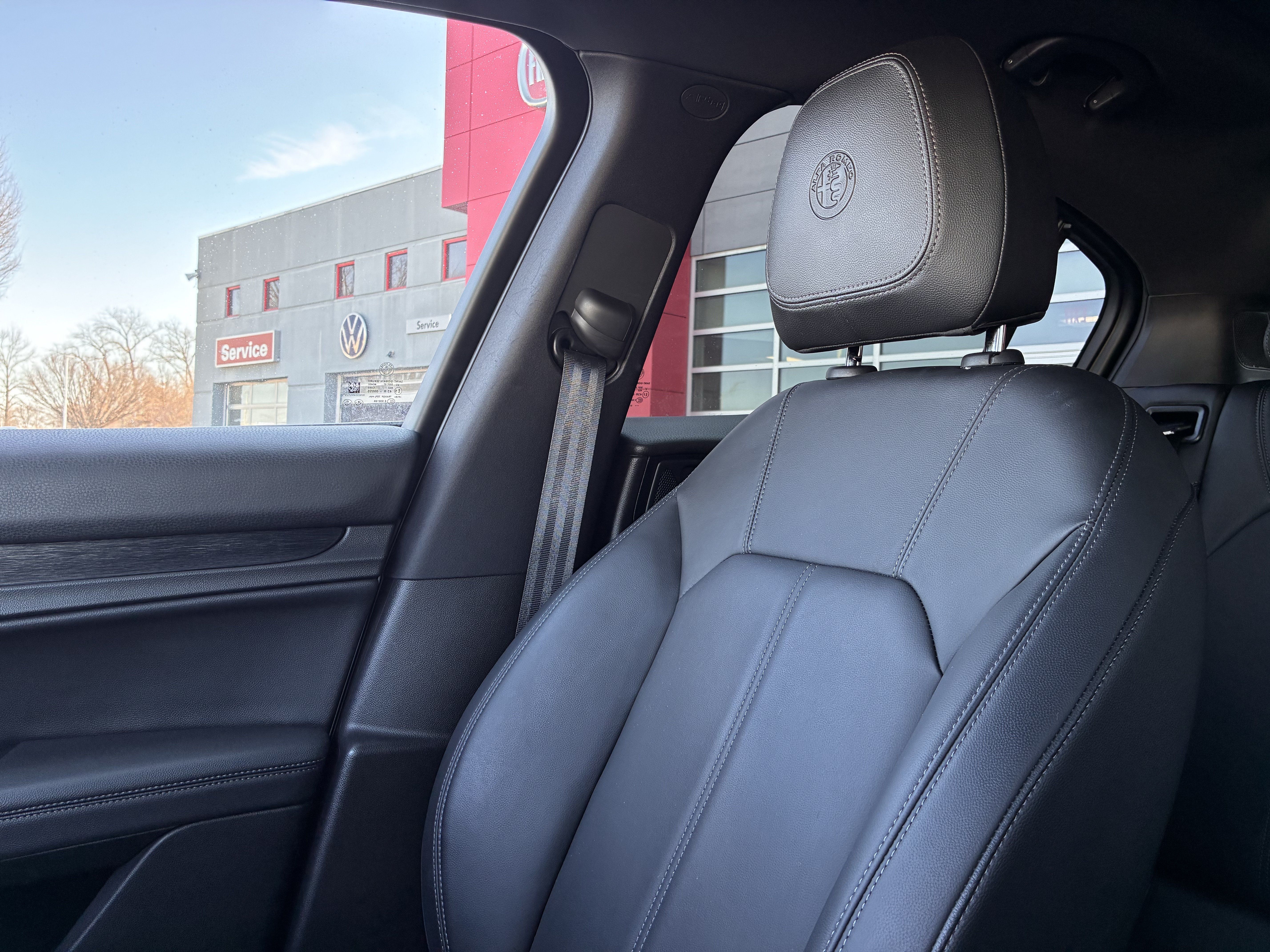 Certified 2024 Alfa Romeo Stelvio Sprint AWD/4WD image 23