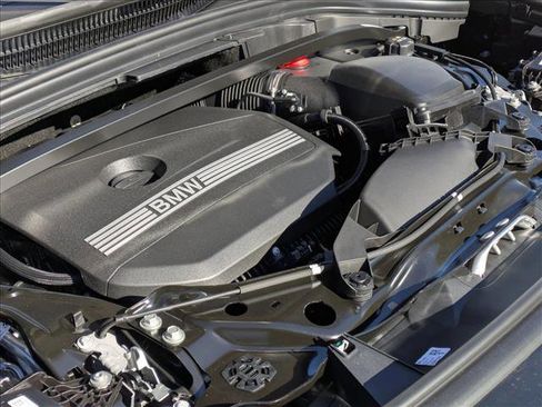 New 2026 BMW X1 xDrive28i w/ Technology Package image 18