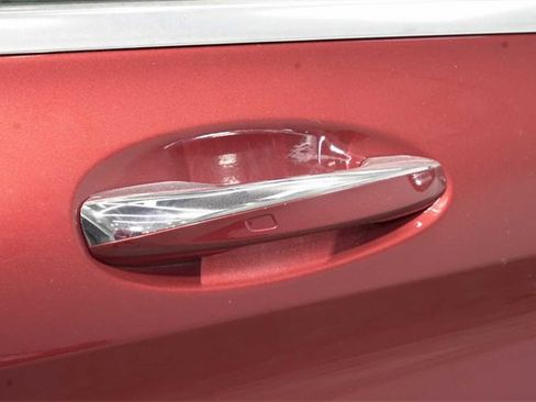 Used 2018 Mercedes-Benz C 300 Sedan image 33