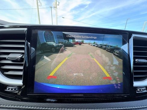 New 2026 Chrysler Pacifica Select FWD image 36