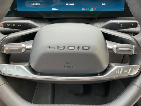 Used 2024 Lucid Air Touring AWD/4WD image 18