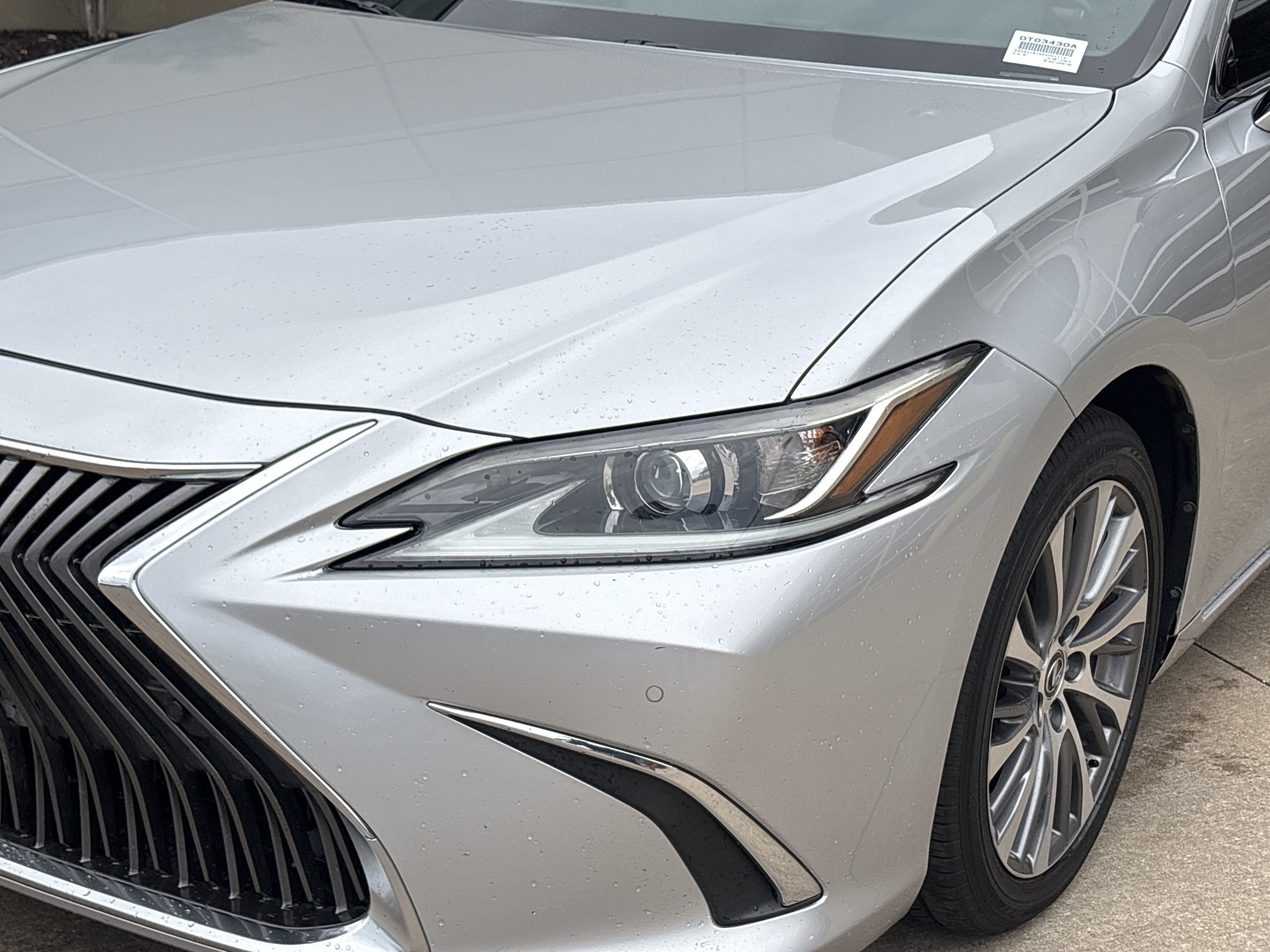 Used 2019 Lexus ES 300h w/ Premium Package FWD image 6