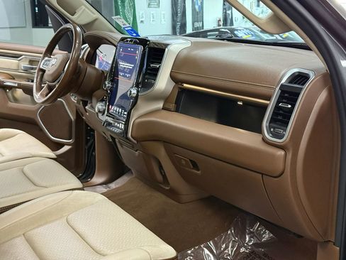 Used 2020 RAM 1500 Laramie AWD/4WD image 13