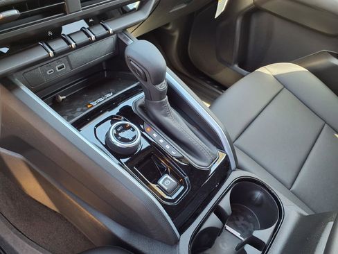 New 2026 Chevrolet Colorado Trail Boss AWD/4WD image 11