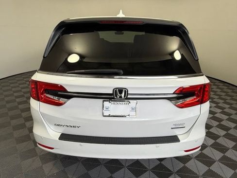 Used 2023 Honda Odyssey Touring image 5