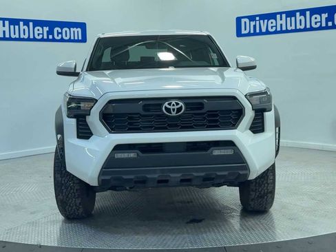 Used 2025 Toyota Tacoma TRD Off-Road image 3