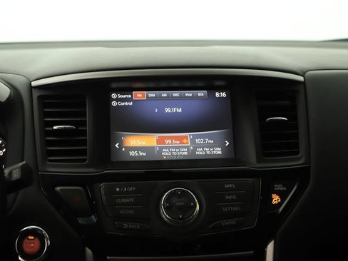 Used 2020 Nissan Pathfinder S FWD image 19