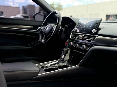 Used 2021 Honda Accord Sport image 16