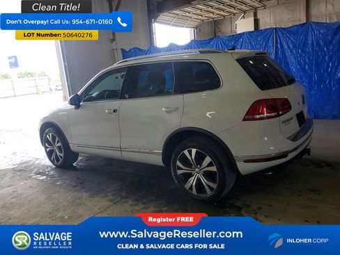 Used 2017 Volkswagen Touareg Wolfsburg Edition AWD/4WD image 3
