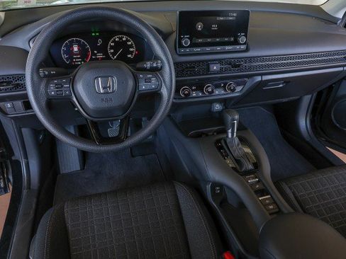Used 2025 Honda HR-V LX image 21
