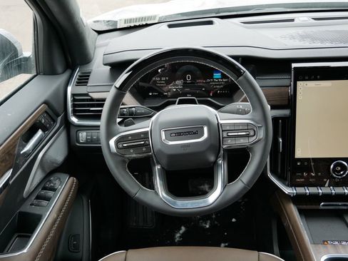 New 2026 GMC Acadia Denali Ultimate AWD/4WD image 9
