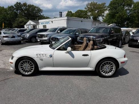 Used 2001 BMW Z3 3.0i RWD image 2