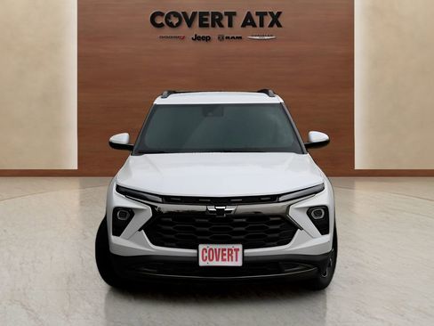 Used 2025 Chevrolet TrailBlazer ACTIV w/ Convenience Package FWD image 9
