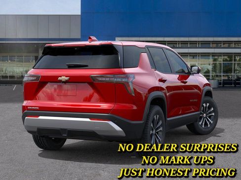 New 2026 Chevrolet Equinox LT w/ Safety and Technology Package FWD image 4