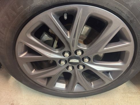 Used 2019 Cadillac XT5 Luxury w/ Sport Package image 33