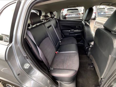 Used 2024 Mitsubishi Outlander Sport SE image 24