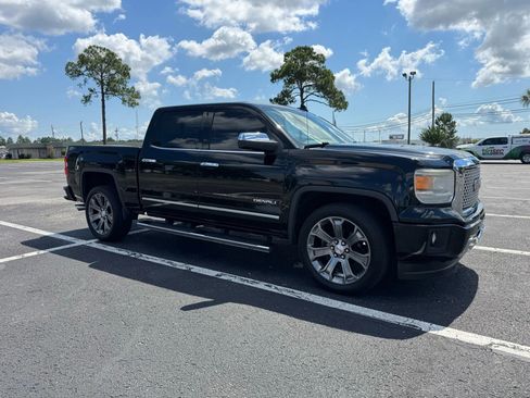 Used 2015 GMC Sierra 1500 Denali w/ Driver Alert Package image 4