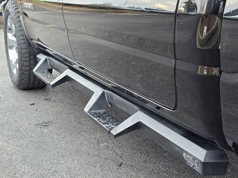 Used 2019 RAM 1500 Big Horn image 10