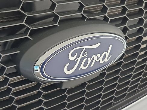 Used 2024 Ford Transit 350 XLT RWD image 33