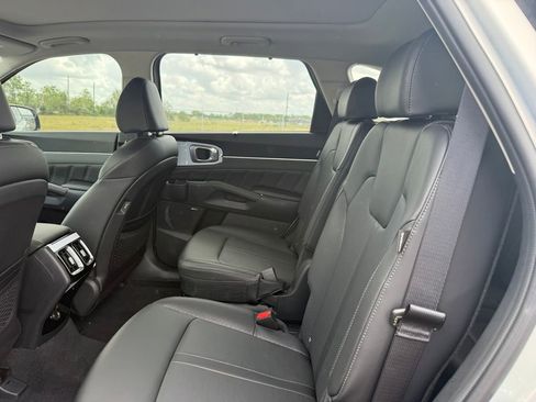 New 2026 Kia Sorento SX AWD/4WD image 11