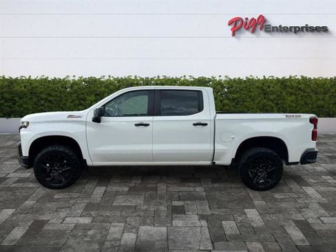Used 2022 Chevrolet Silverado 1500 LT Trail Boss w/ Bed Protection Package AWD/4WD image 4