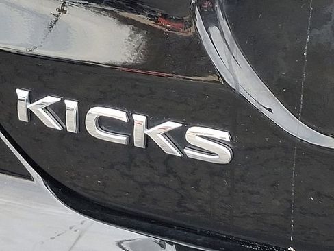 Used 2024 Nissan Kicks SV image 30